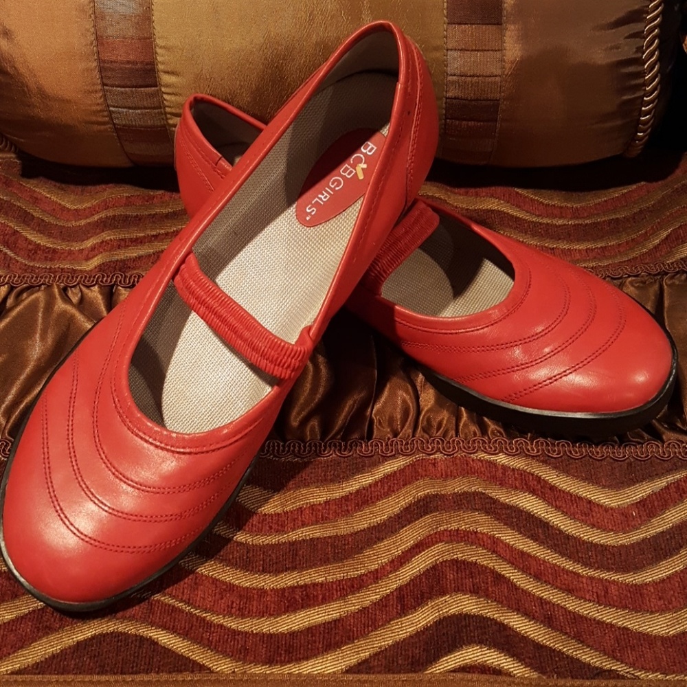 BCBG Flats